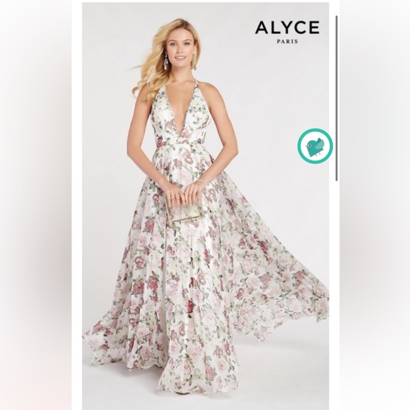 Prom dress / formal dress - Picture 1 of 8